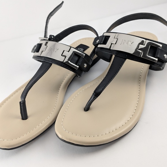 Jones New York Shoes - Jones New York Black Leather Thong Strap Sandals